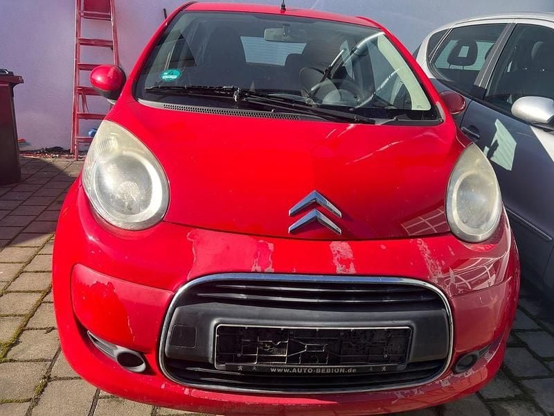 Gebraucht Citroën C1 Style 68 PS (50 kW) 2009 Rot Kleinwagen