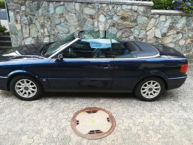 Blau Gebraucht 1996 Audi Cabriolet Cabrio | 5.250 € (Fairer Preis) - Bild 1/4