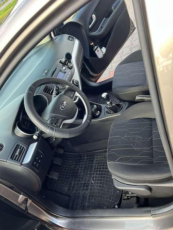 Gebraucht Kia Picanto 67 PS (49 kW) 2016 Silber Kleinwagen