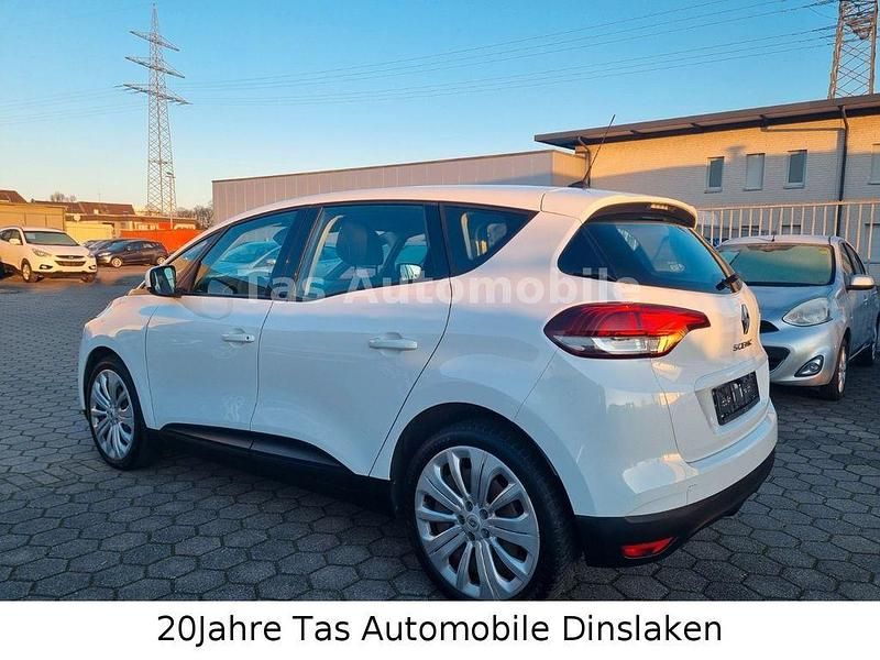 Gebraucht Renault Scénic IV 116 PS (85 kW) 2017 Gletscherweiss Van / Kleinbus