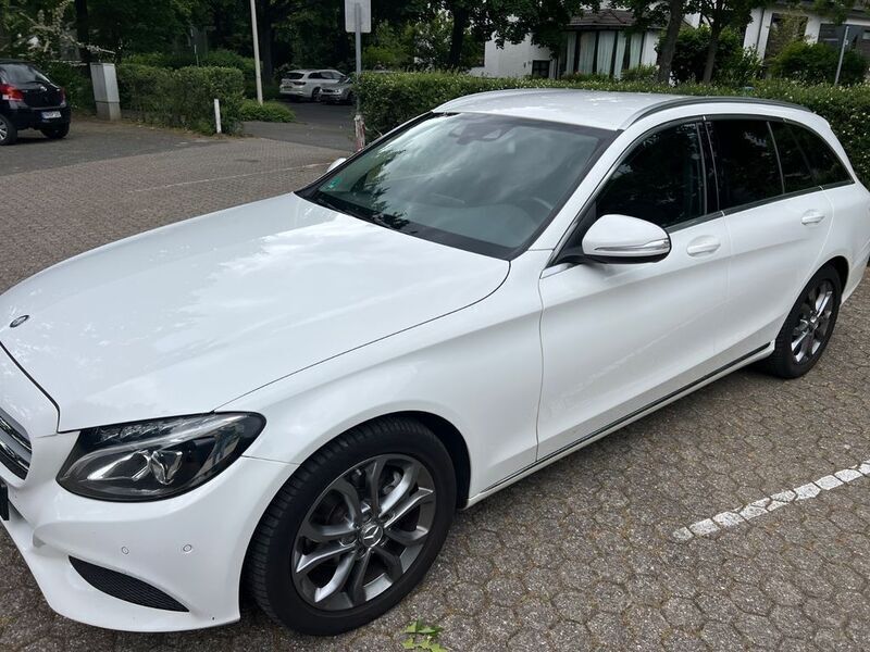 Weiß Gebraucht 2015 Mercedes C220 Avantgarde Kombi | 13.900 € (Fairer Preis) - Bild 1/4