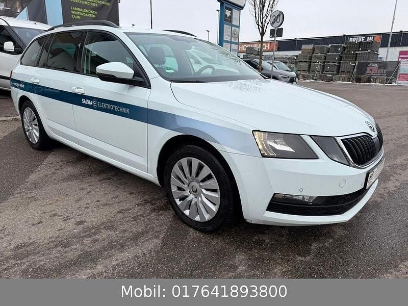 Gebraucht Skoda Octavia Ambition 116 PS (85 kW) 2019 Weiß Kombi