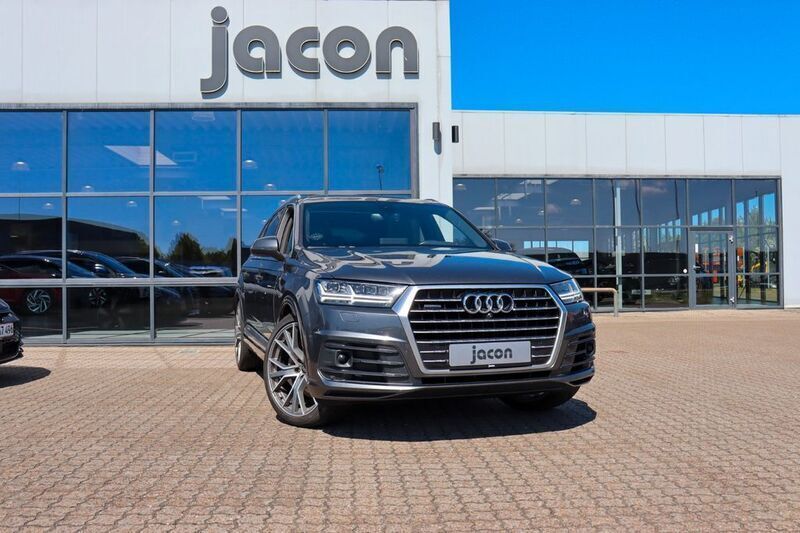 Grau Gebraucht 2018 Audi Q7 SUV | 30.900 € (Superpreis) - Bild 1/4