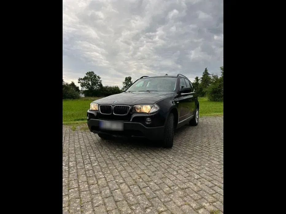 Gebraucht BMW X3 143 PS (105 kW) 2009 Schwarz SUV
