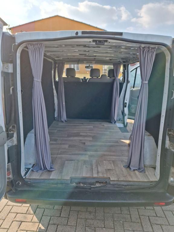 Gebraucht Opel Vivaro 101 PS (74 kW) 2003 Weiß Van / Kleinbus