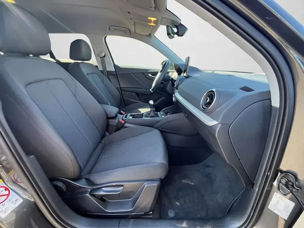 Gebraucht Audi Q2 S-Line 150 PS (110 kW) 2025 Daytonagrau perleffekt (metallic) SUV