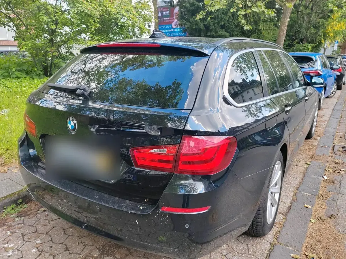 Usata BMW 520 184 CV (135 kW) 2012 Nero Station wagon