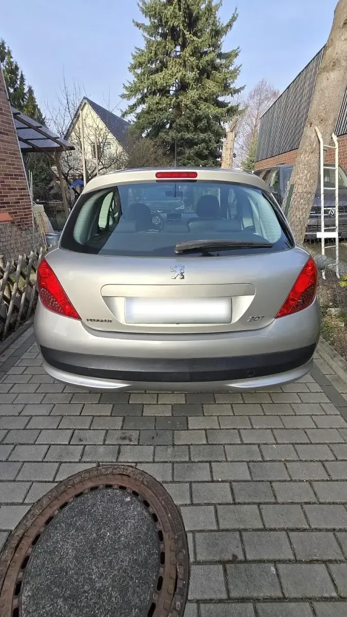 Gebraucht Peugeot 207 88 PS (64 kW) 2007 Silber Kleinwagen