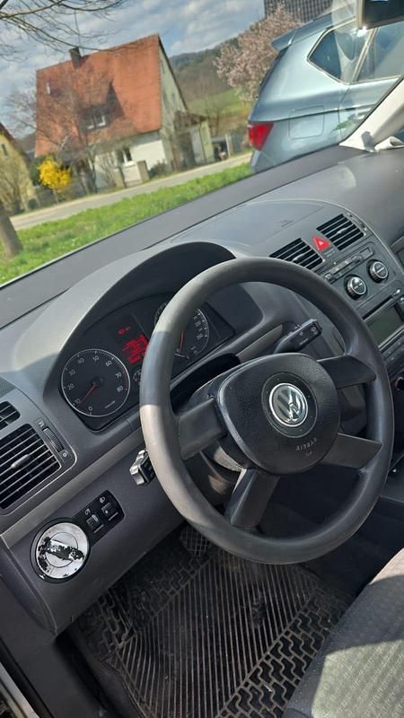 Gebraucht VW Touran 2005 Silber Van / Kleinbus