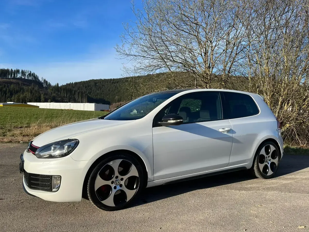 Gebraucht VW Golf VI Sport 260 PS (191 kW) 2011 Weiß Kleinwagen