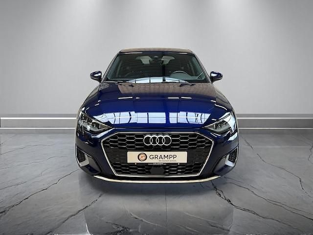 Gebraucht Audi A3 Sportback e-tron Advanced Plus 204 PS (150 kW) 2023 Navarrablau metallic Kleinwagen