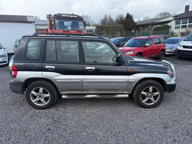 Gebraucht Mitsubishi Pajero 129 PS (94 kW) 2001 Schwarz SUV
