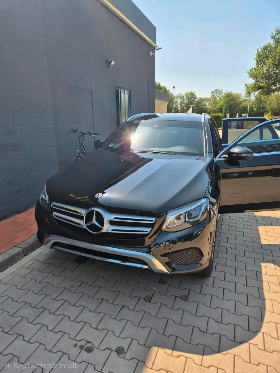 Gebraucht Mercedes GLC250 AMG 204 PS (150 kW) 2018 Schwarz SUV