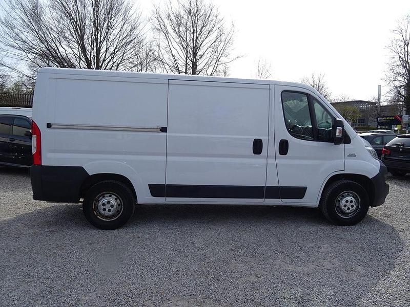 Gebraucht Fiat Ducato 131 PS (96 kW) 2016 Colore esterno (weiss (pastell Van