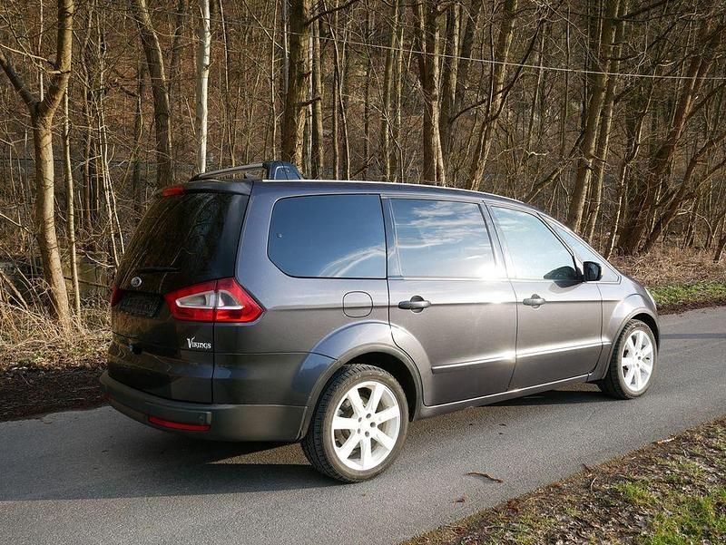 Gebraucht Ford Galaxy Trend 160 PS (117 kW) 2008 Grau Van / Kleinbus