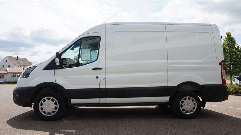 Gebraucht Ford Transit Trend 135 kW (184 PS) 2023 Weiß Van / Kleinbus