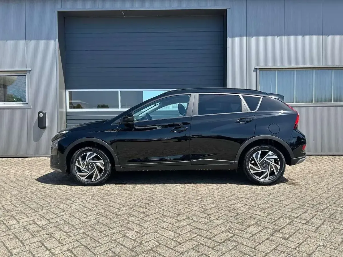 Neu Hyundai Bayon Trend 90 PS (66 kW) 2026 Phantom black SUV
