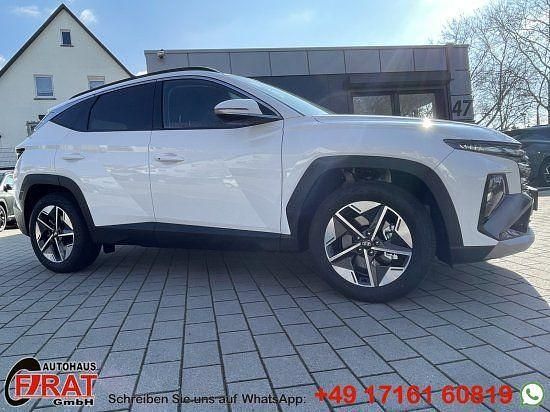 Serenity white Neu 2025 Hyundai Tucson SUV | 26.900 € (Superpreis) - Bild 1/4
