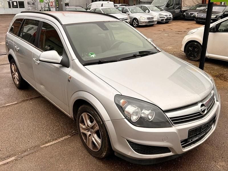 Gebraucht Opel Astra Cosmo 110 PS (80 kW) 2010 Silber Kombi