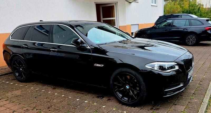 Gebraucht BMW 525 Luxury Line 218 PS (160 kW) 2014 Schwarz Kombi