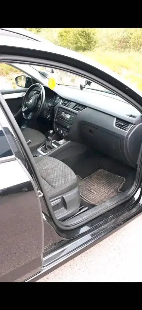 Usata Skoda Octavia 102 CV (75 kW) 2014 Nero Station wagon