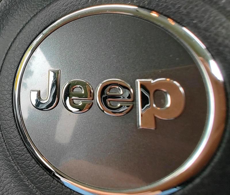 Schwarz Gebraucht 2019 Jeep Renegade Limited SUV | 14.590 € (Guter Preis) - Bild 1/4