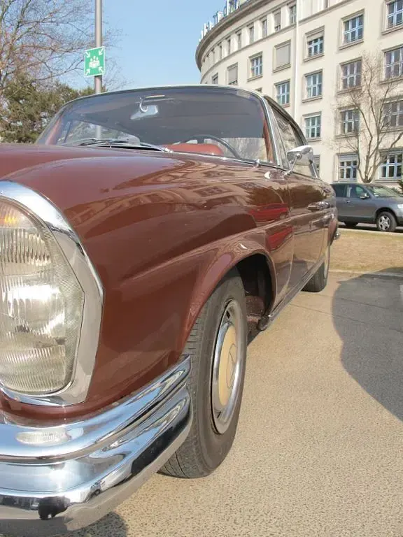 Gebraucht Mercedes W111 120 PS (88 kW) 1961 Beige Coupé