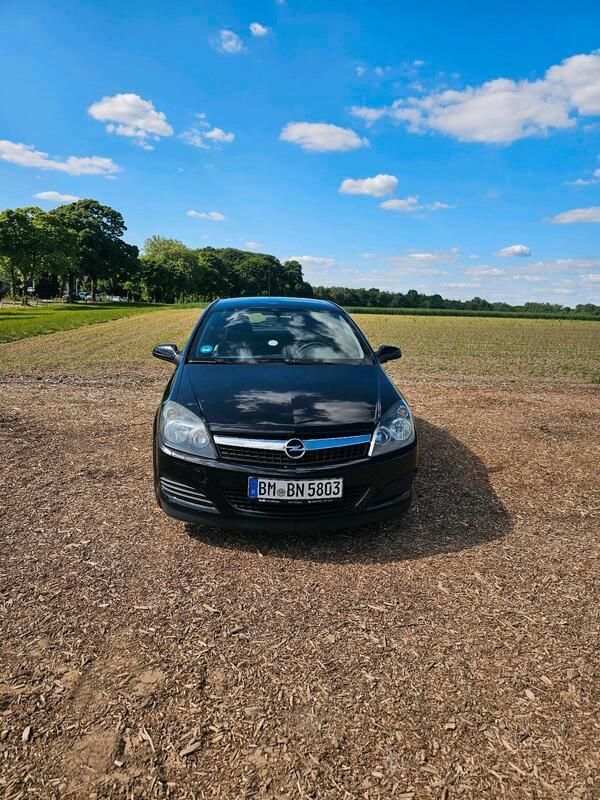 Schwarz Gebraucht 2010 Opel Astra Limousine | 1.990 € (Superpreis) - Bild 1/4