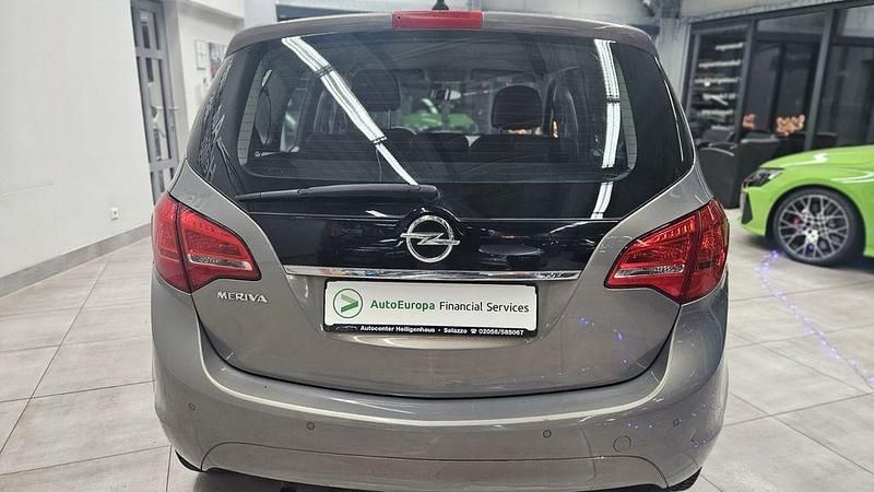 Gebraucht Opel Meriva Innovation 101 PS (74 kW) 2010 Braun Van / Kleinbus