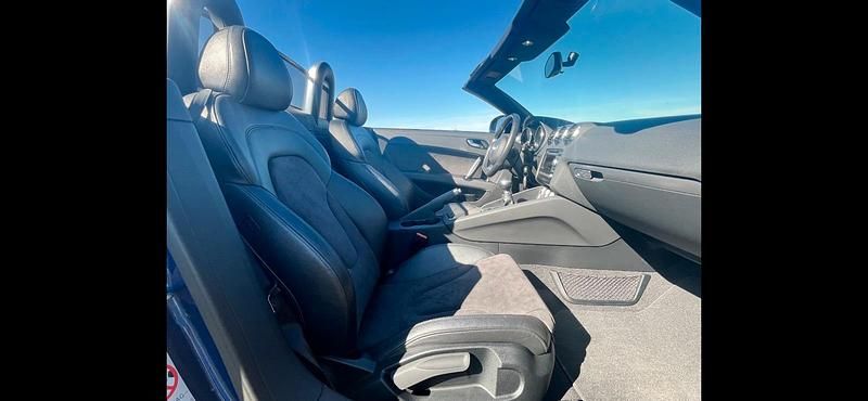 Gebraucht Audi TT Roadster 160 PS (117 kW) 2012 Blau Cabrio
