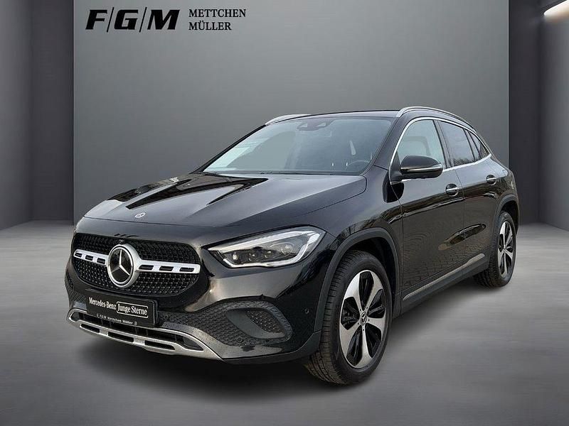 Gebraucht Mercedes GLA250 Progressive 218 PS (160 kW) 2022 Unilack nachtschwarz SUV