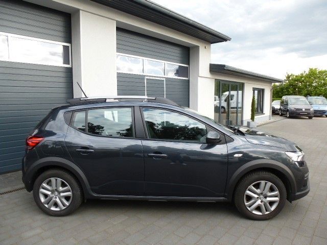 Gebraucht Dacia Sandero Comfort 91 PS (66 kW) 2022 Grau "comete" Kleinwagen