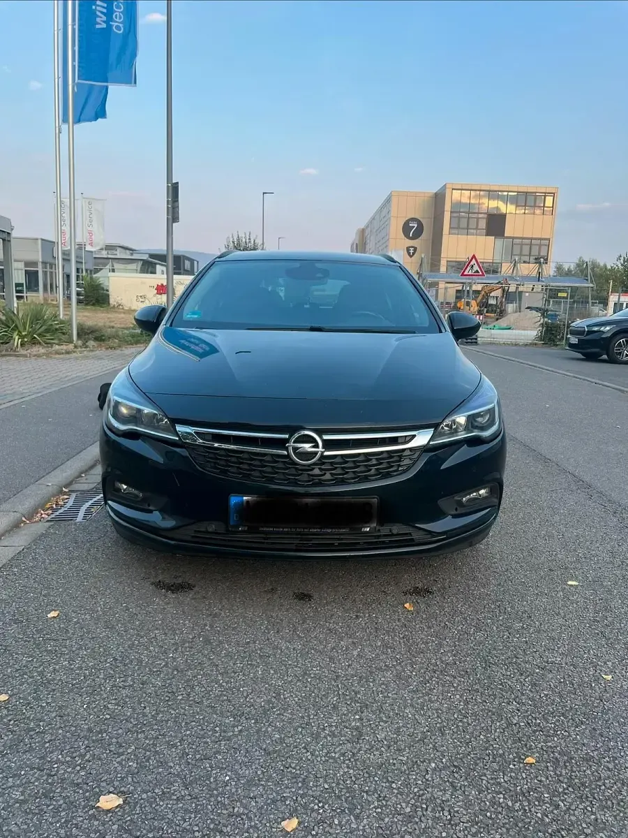 Gebraucht Opel Astra Business 136 PS (100 kW) 2018 Schwarz Kombi