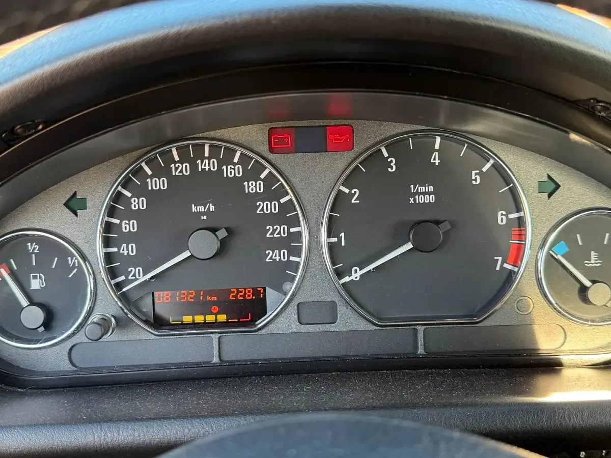 Gebraucht BMW Z3 118 PS (86 kW) 1998 Schwarz Cabrio