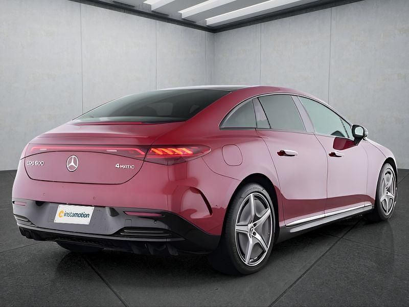 Gebraucht Mercedes EQE500 300 kW (408 PS) 2024 Rot Limousine