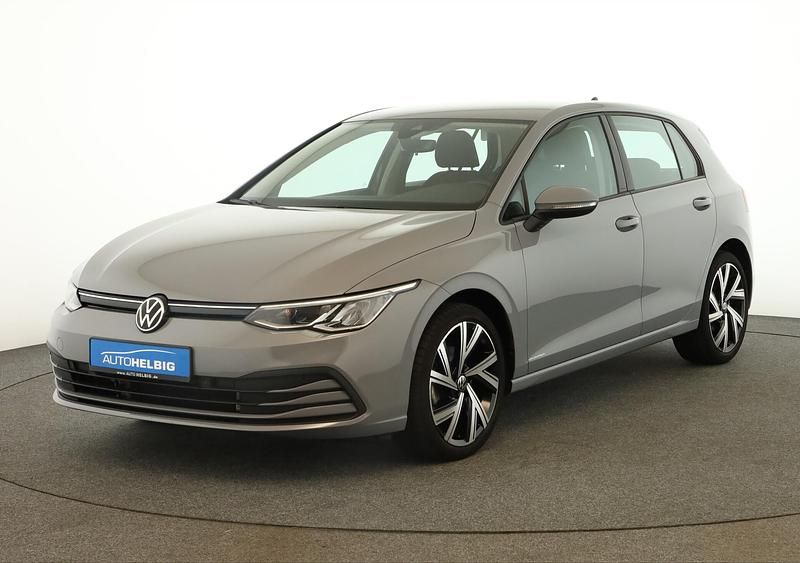 Mondsteingrau Gebraucht 2021 VW Golf Life SUV | 22.680 € (Teuer) - Bild 1/4