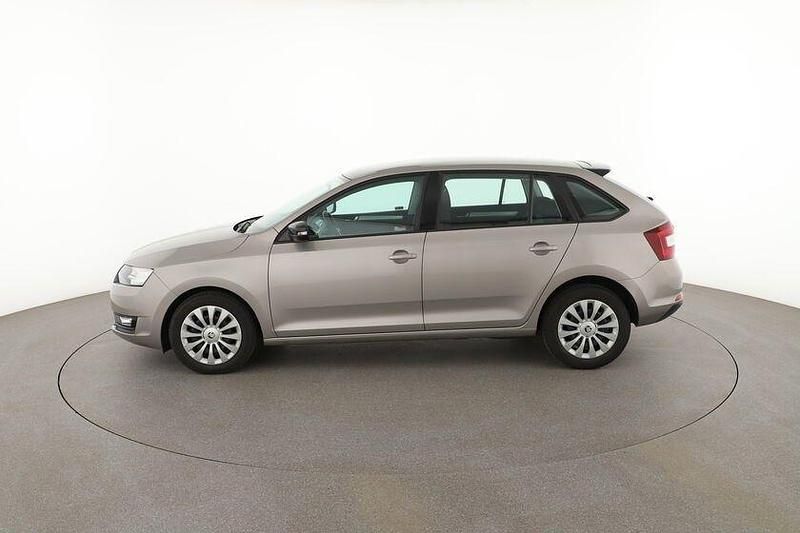 Gebraucht Skoda Rapid Ambition 125 PS (91 kW) 2018 Beige Kleinwagen