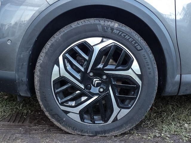 Gebraucht Citroën C4 Shine 131 PS (96 kW) 2023 Grau (metallic) SUV
