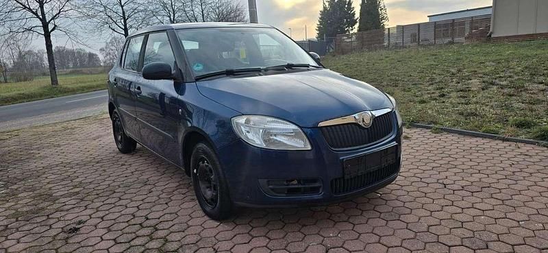 Blau Gebraucht 2008 Skoda Fabia Classic Kleinwagen | 790 € (Guter Preis) - Bild 1/4