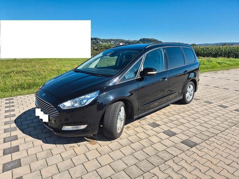 Schwarz Gebraucht 2019 Ford Galaxy Van / Kleinbus | 19.999 € (Guter Preis) - Bild 1/4