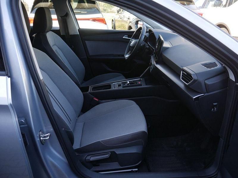 Gebraucht Seat Leon Style 150 PS (110 kW) 2023 Silber Limousine
