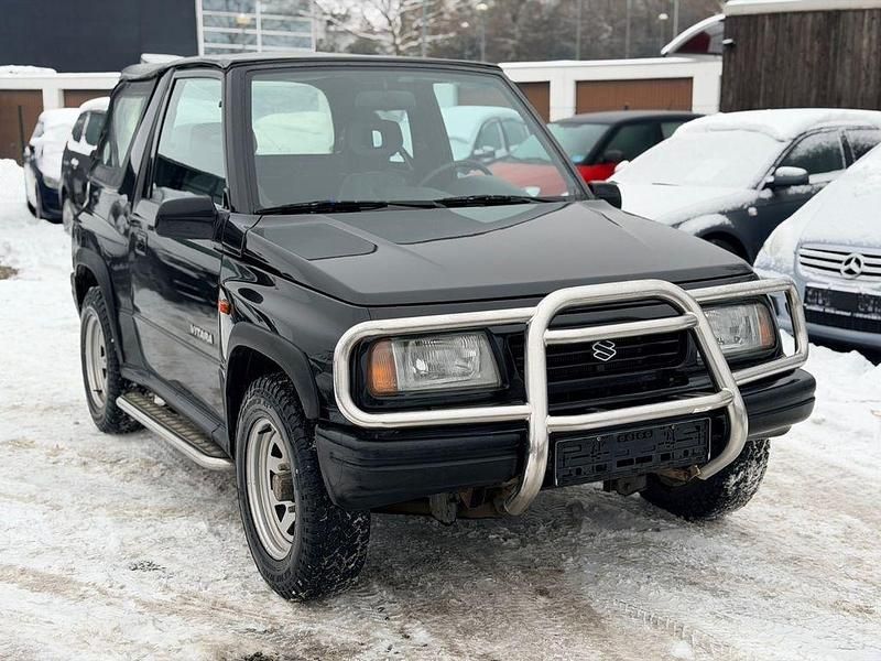 Gebraucht Suzuki Vitara 97 PS (71 kW) 1997 Schwarz Cabrio
