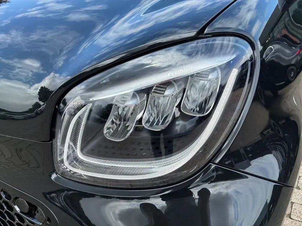 Gebraucht Smart ForTwo Electric Drive Exclusive 60 kW (82 PS) 2024 Schwarz Coupé