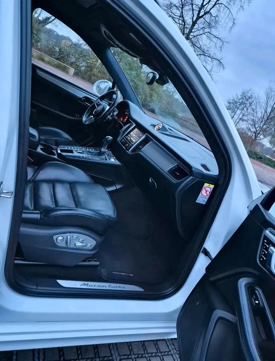 Gebraucht Porsche Macan Turbo 400 PS (294 kW) 2015 Weiß SUV