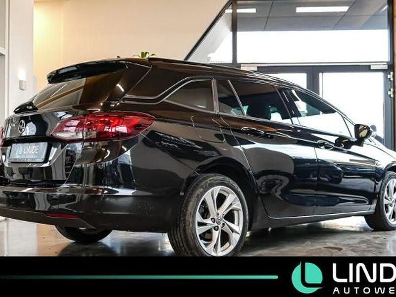 Gebraucht Opel Astra Basis 122 PS (89 kW) 2021 Schwarz Kombi