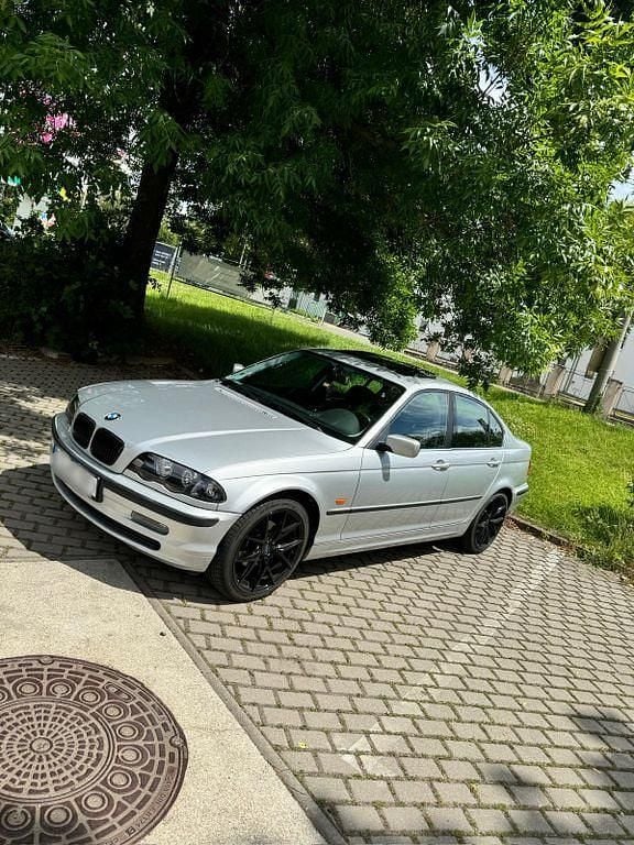 Silber Gebraucht 2000 BMW 320 Limousine | 6.000 € (Fairer Preis) - Bild 1/4