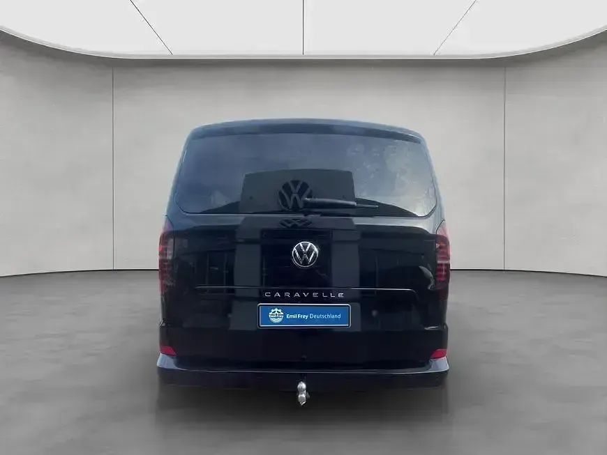 Neu VW Caravelle Life 150 PS (110 kW) 2026 Schwarz Van