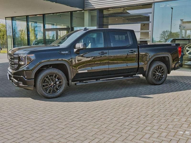 Neu GMC Sierra 309 PS (227 kW) 2026 Schwarz Pickup