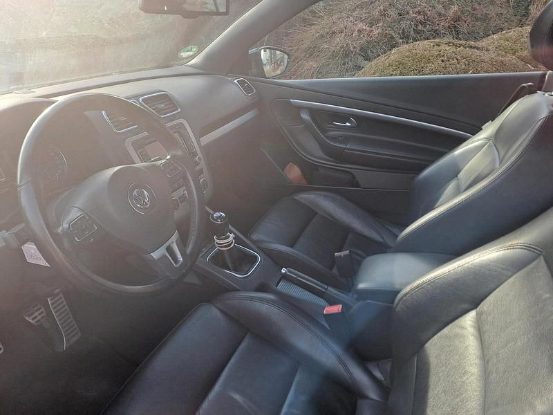 Gebraucht VW Eos 160 PS (117 kW) 2013 Schwarz Cabrio