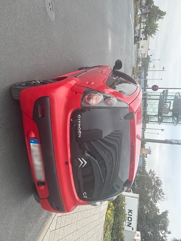 Rot Gebraucht 2010 Citroën C1 Kleinwagen | 1.700 € (Fairer Preis) - Bild 1/4